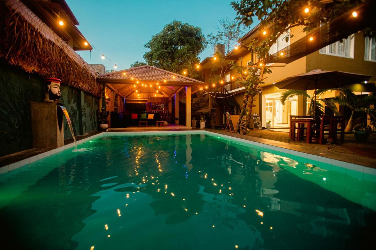Supreme Dambulla Hotel ภายนอก รูปภาพ