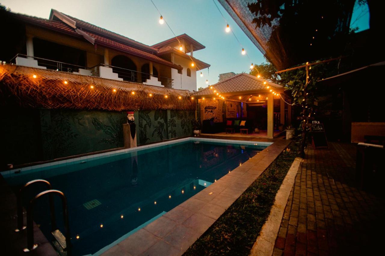 Supreme Dambulla Hotel ภายนอก รูปภาพ