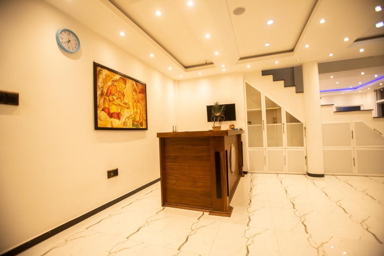 Supreme Dambulla Hotel ภายนอก รูปภาพ