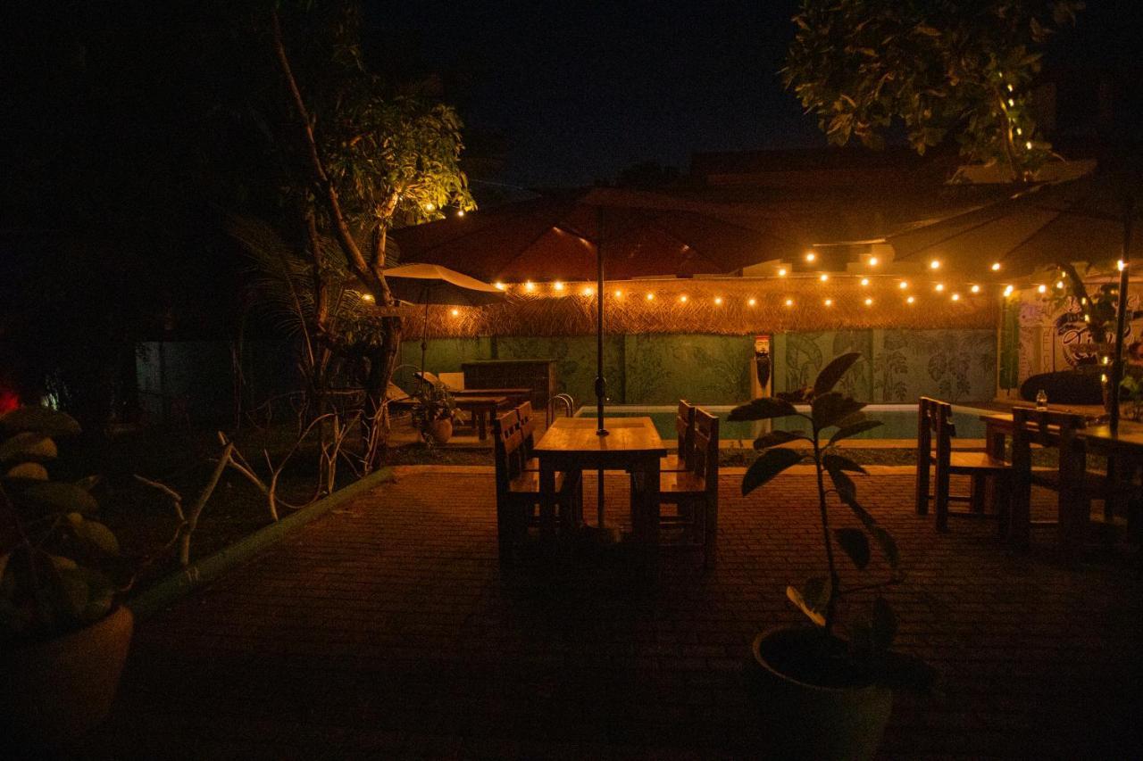 Supreme Dambulla Hotel ภายนอก รูปภาพ