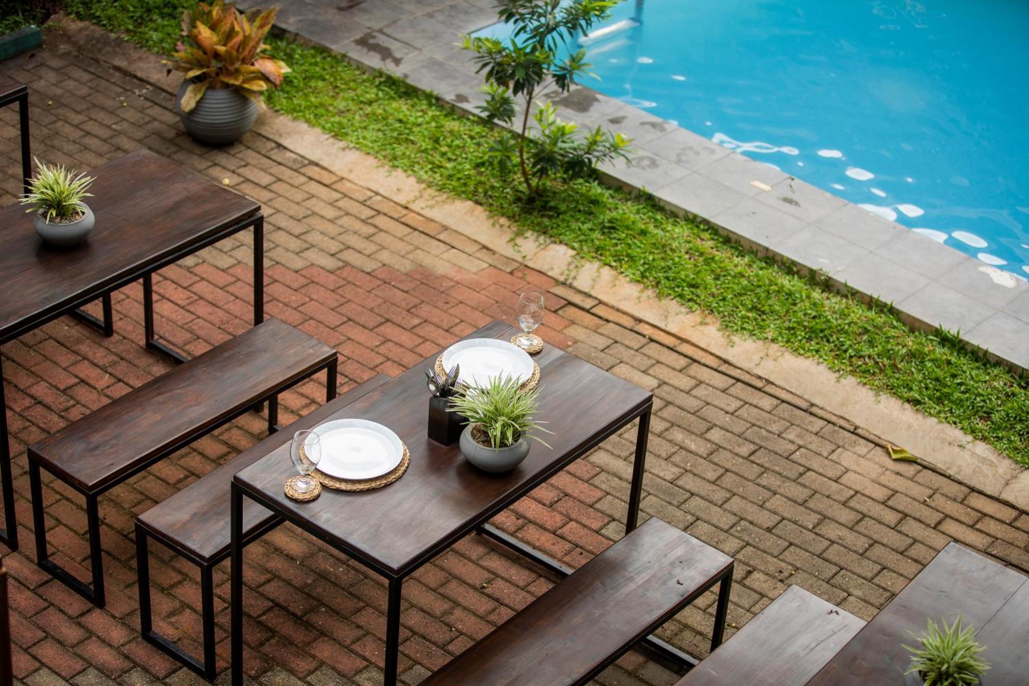 Supreme Dambulla Hotel ภายนอก รูปภาพ
